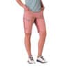 HANNAH Torres shortsit värissä marjapuuronpunainen, kuvattuna edestä. Nämä shortsit on suunniteltu aktiiviseen ulkoiluun, tarjoten mukavuutta ja liikkuvuutta. Shortseissa on käytännölliset vetoketjutaskut turvalliseen säilytykseen. kaksisävyinen väri yhdistettynä minimalistiseen designiin tekee niistä sekä tyylikkäät että käytännölliset valinnat kesäpäiviin ulkona.